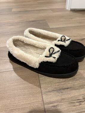 Old navy cozy Sherpa Faux-Suede Moccasin Slippers black‎ size 10